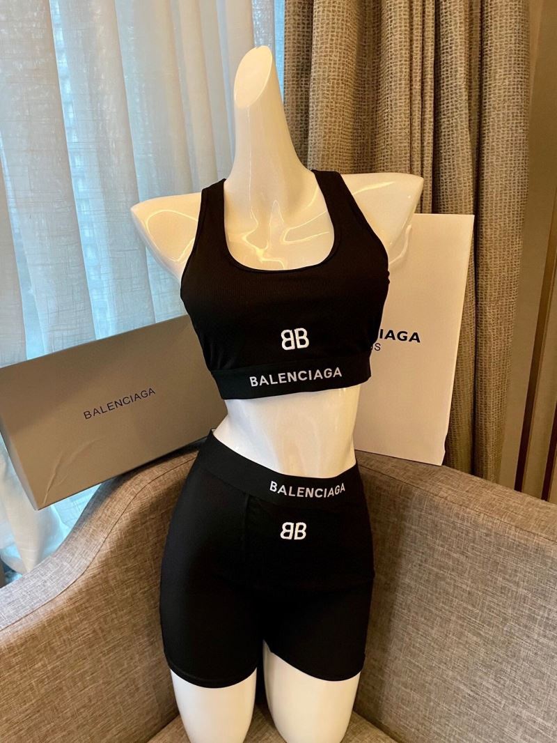 BALENCIAGA